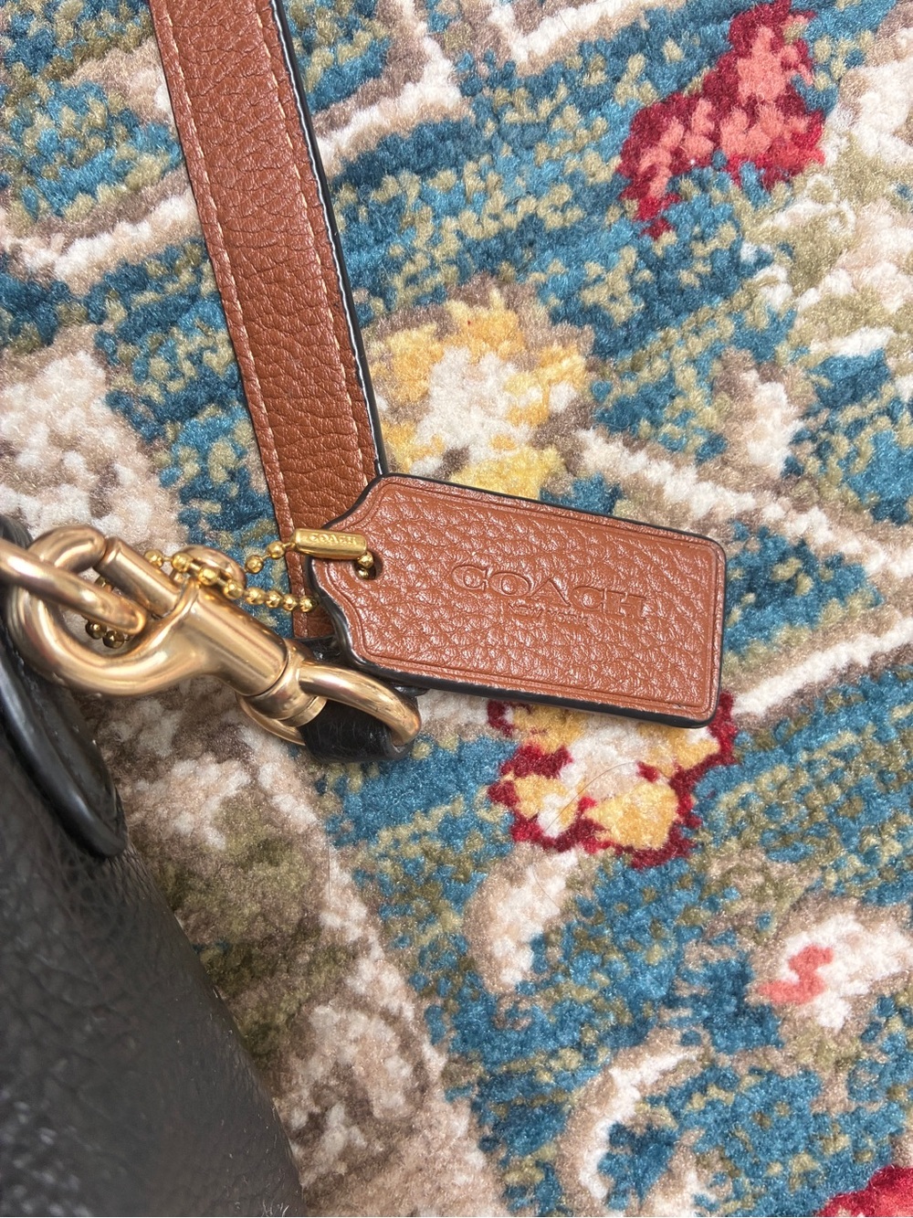 Coach Black Leather HorsCoach Black Leather Horse and Carriage Logo Shoulder Bag - Picture 4 of 7
